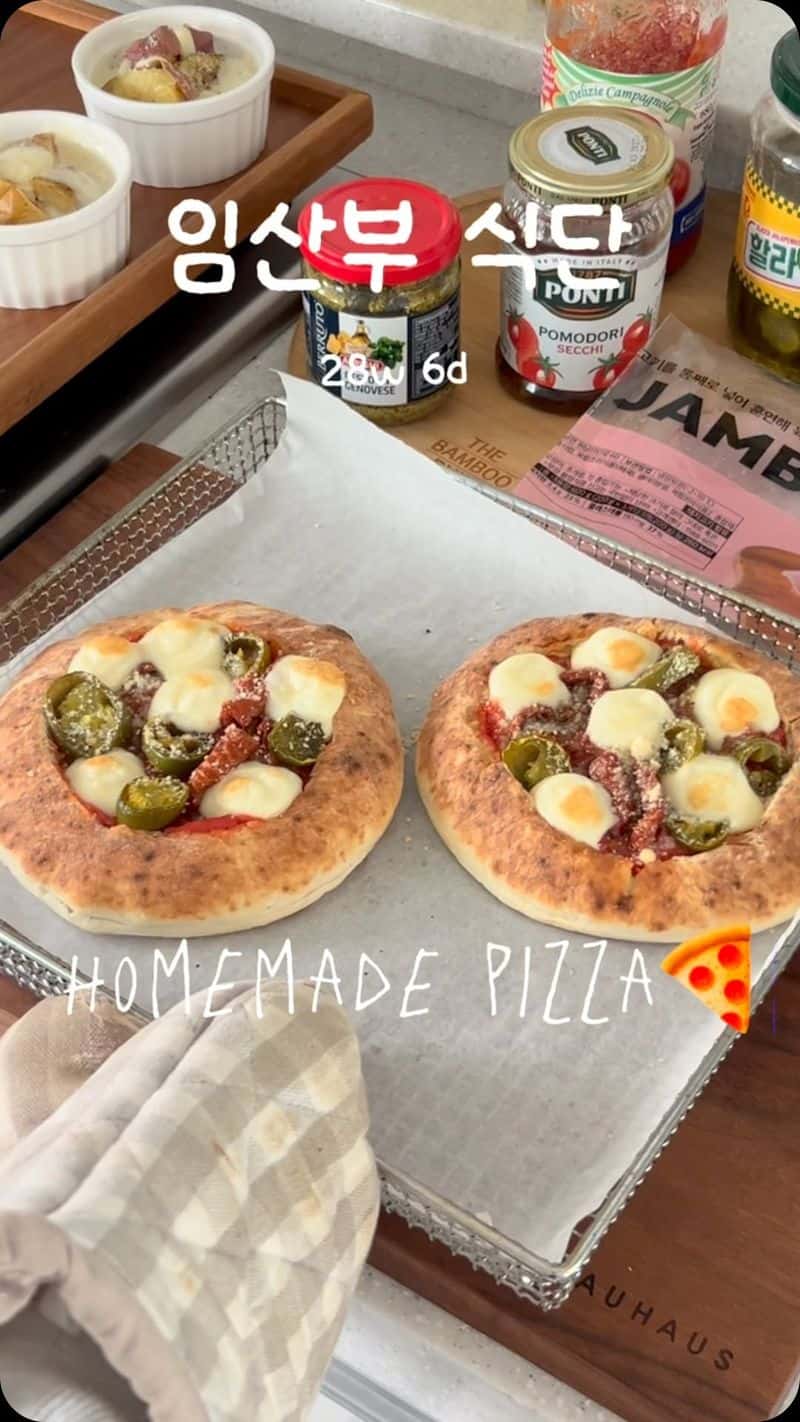 피타브레드를 활용한 홈메이드 피자와 생크림 스프 Thumbnail