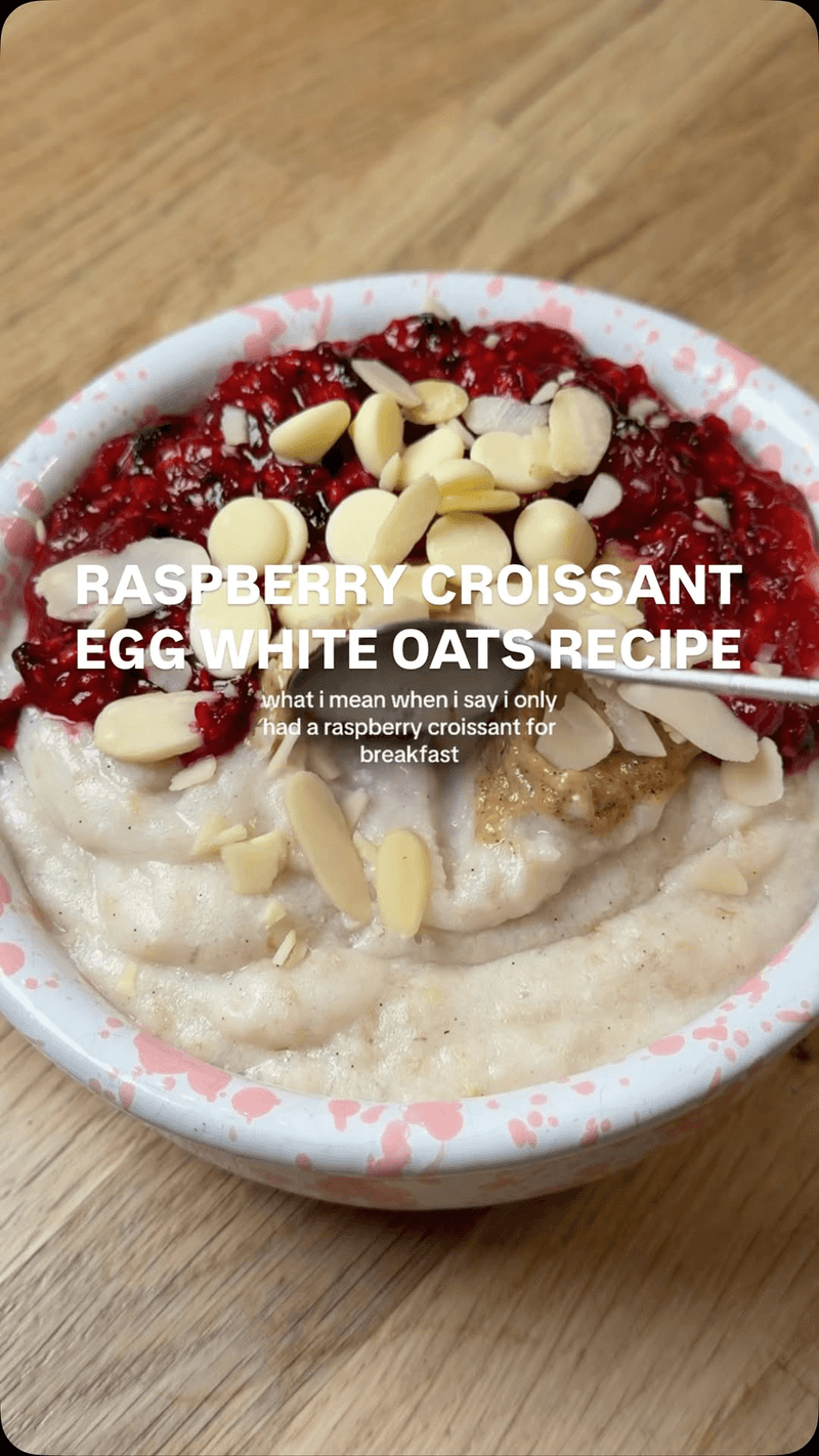 Himbeer- und Weißschokoladen-Croissant-Eiweiß-Haferflocken Thumbnail