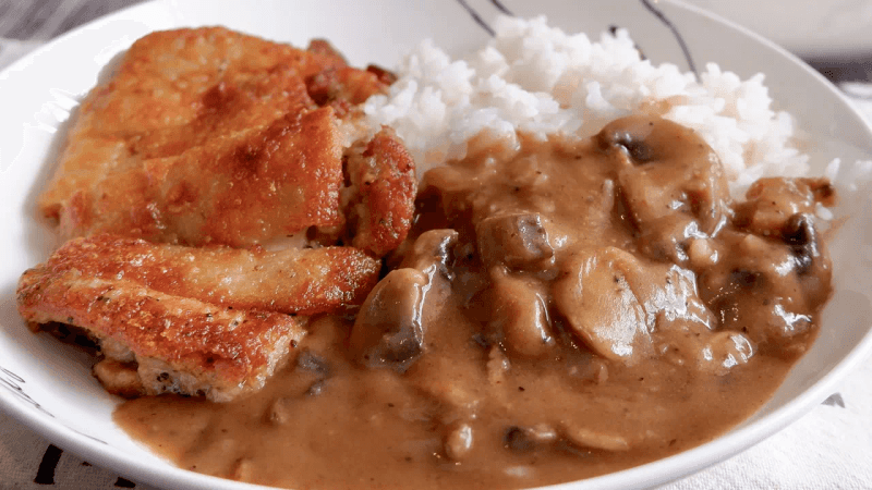 KFC-Style Chicken & Mushroom Rice