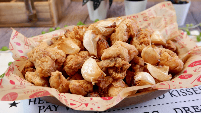 Crispiest Garlic Popcorn Chicken