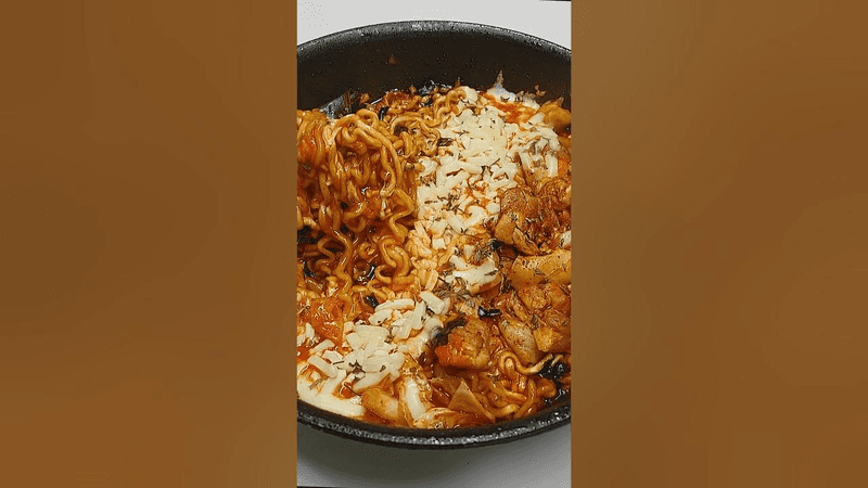 The Reason This Ramen Sells Well at Convenience Stores Lately