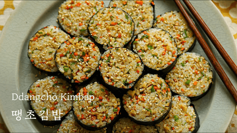 Ddangcho Kimbap (Spicy Chili Kimbap)