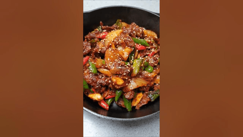 매운 닭똥집볶음 Thumbnail