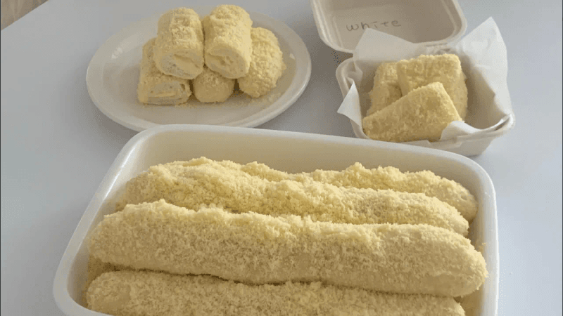 품절없이 혼자 다 먹는 화이트롤 만들기 (무반죽) Thumbnail