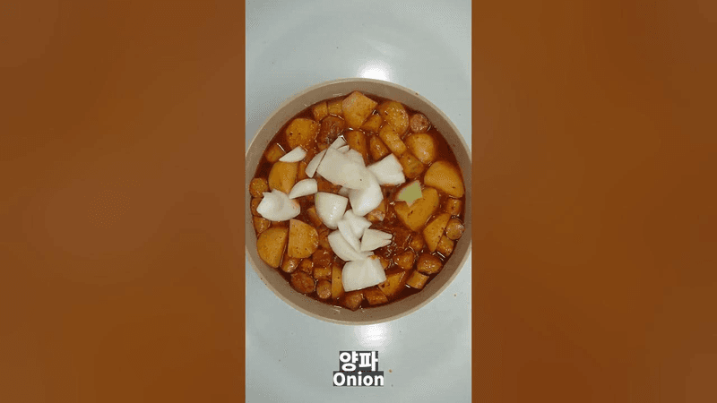 집에서 만드는 방법과 전혀 다른 기사식당 감자조림 레시피 Thumbnail