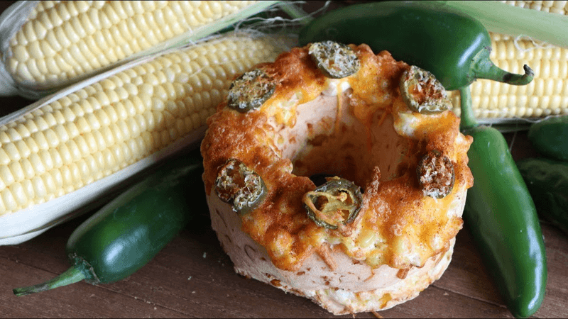 콘치즈 할라피뇨 베이글 Thumbnail