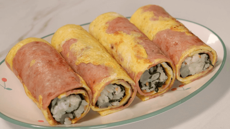 스팸 이렇게 하면 너무 맛있어서 밥이 모자랍니다! 요즘 이 맛 때문에… 가장 좋아하는 메뉴가 됐습니다. Thumbnail