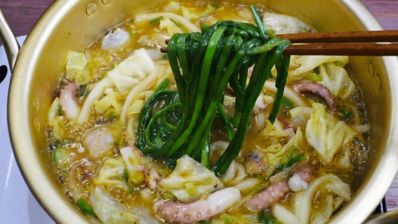 식당 문 닫게 만드는 한겨울 국물요리, 해물 짬뽕 Thumbnail