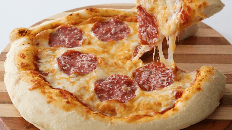 반죽 필요 없는 피자! 이 레시피를 알면 더 이상 피자를 사먹지 않게 될 거예요! Thumbnail