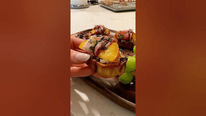 박수갈채받는 집들이 메뉴! 복숭아 프로슈토 브루스케타 Thumbnail