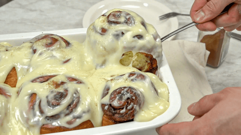 사랑하는 사람들과 홈파티에 시나몬롤은 어떠세요? 무조건 인정받는 맛보장 레시피 알려드립니다. Thumbnail