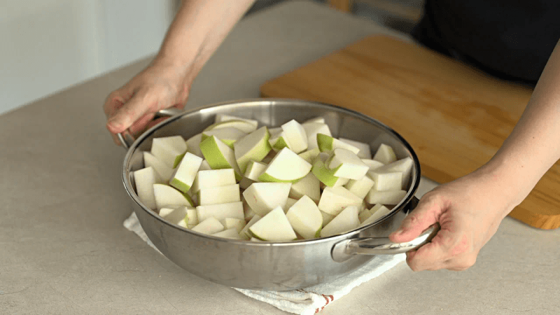 10분 완성, 역대급 간단하고 맛있는 무 김치 깍두기 Thumbnail