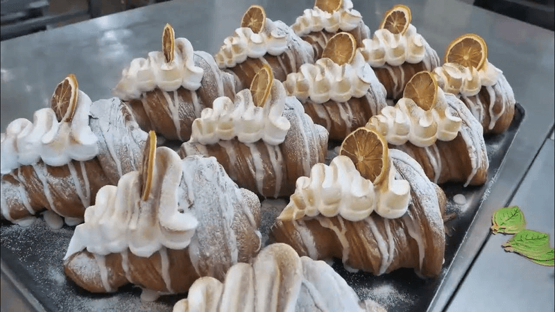 Как готовят круассаны в Корее Корейская кухня Thumbnail