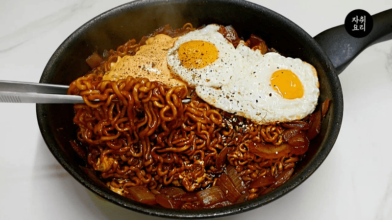 매출 100배 늘린 PC방 사장님 레시피 Thumbnail