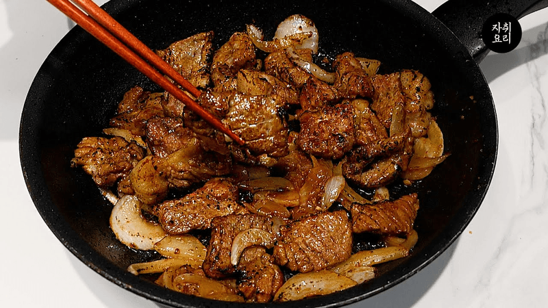 세상에서 가장 맛있게 목살 굽는 방법 Thumbnail