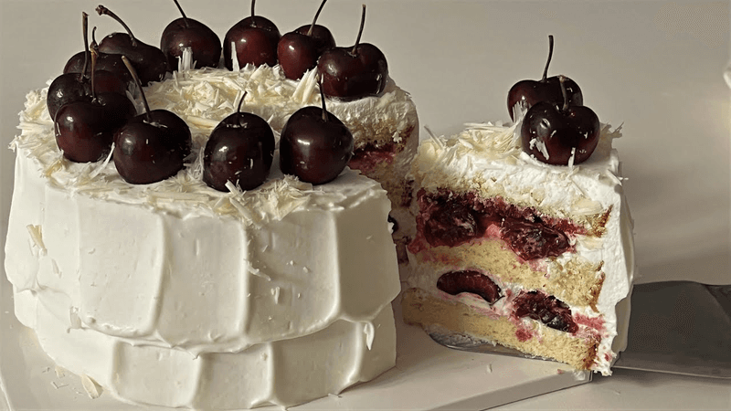 화이트초코 체리케이크 Thumbnail