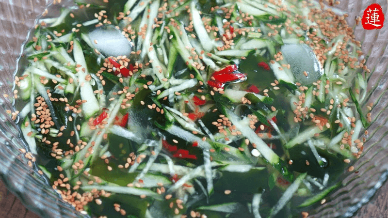 감칠맛 폭발 오이미역냉국 황금레시피 Thumbnail