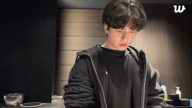 Pasta a la crema de camarones de Jungkook Thumbnail