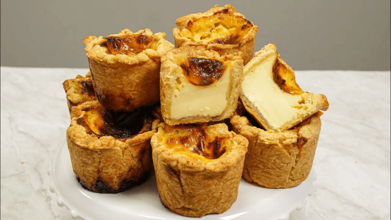 삼절 접기 없이! 절대 분리 나지 않는! 아파레이유로 속이 꽉찬 점보 에그타르트 만들기 Thumbnail