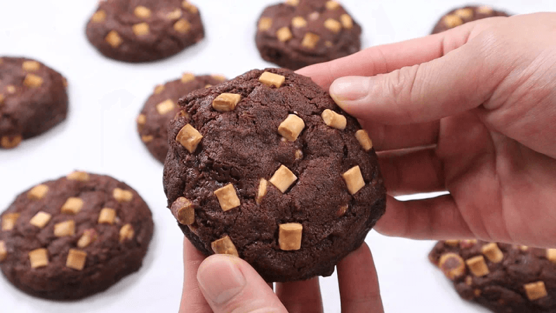 서브웨이보다 맛있는 더블 초콜릿 쿠키 만들기 (촉촉한초코칩) Thumbnail