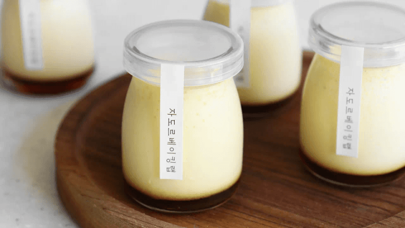 (쉬움) 여름엔 시원한 푸딩 한입 어떠세요? 바닐라 캐러멜 푸딩 만들기 Thumbnail