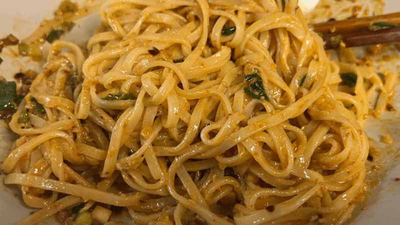 땅콩버터 제발 이렇게 드세요...진짜 존맛탱 인생비빔면 Thumbnail