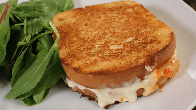 Grilled Cheese with Kimchi Thumbnail