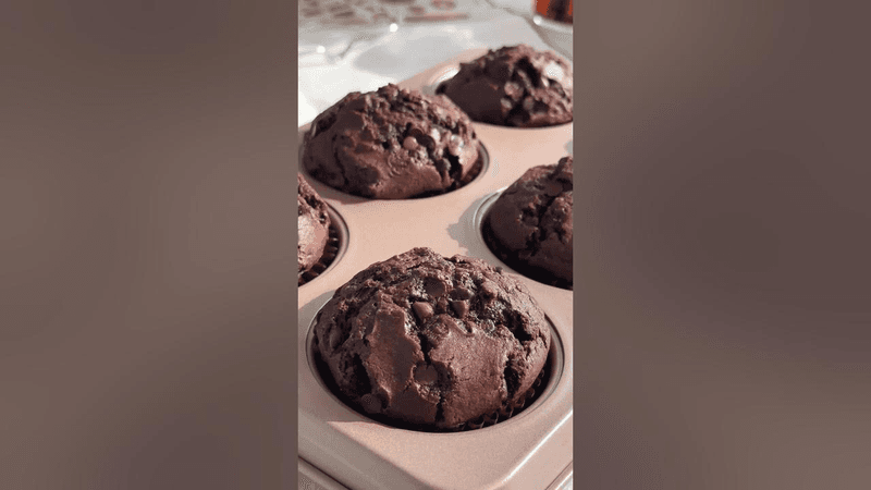 쉽고 진한! 더블 초코 머핀 만들기 Thumbnail