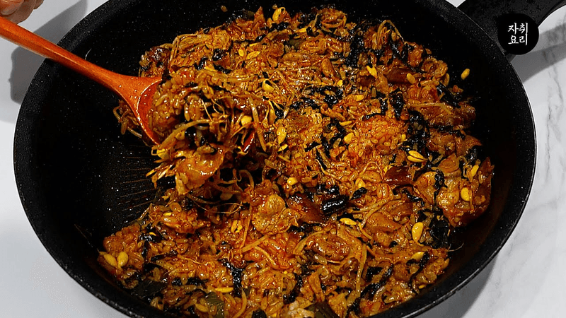 콩불볶음밥 Thumbnail