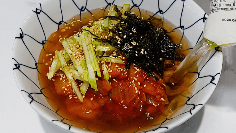 세상에서 제일 맛있는 묵사발 Thumbnail