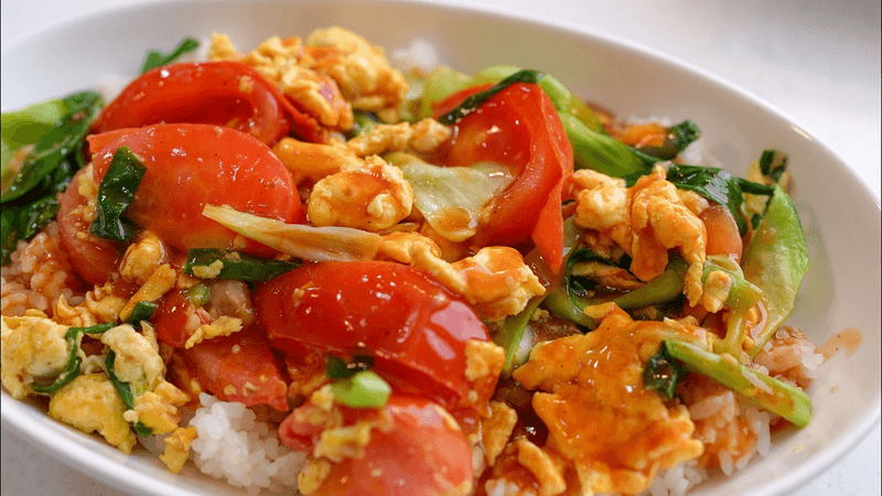 토마토와 계란만 있으면 한끼 뚝딱!! 너무 쉽고 맛있는 토마토계란덮밥 레시피 Thumbnail