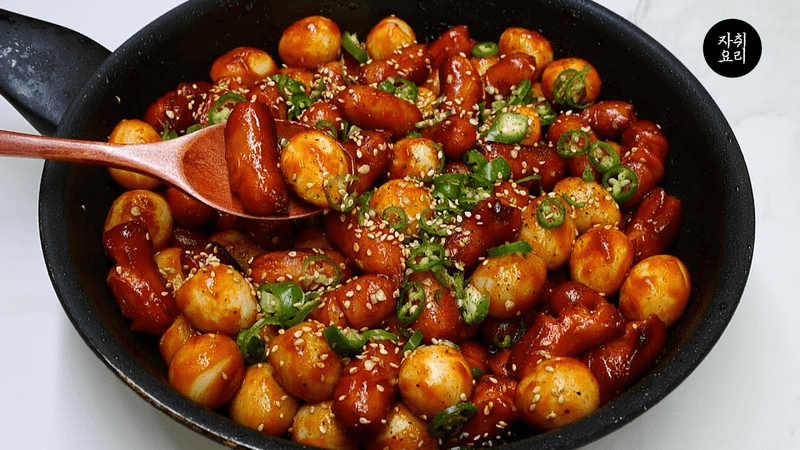 흰밥에 이것만 올려도 일주일은 쌉가능 Thumbnail