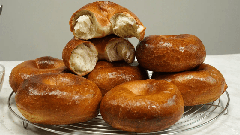 줄서는 쫄깃한 베이글 맛집의 비법 | 이제 베이글 레시피는 이걸로 정착하세요. Thumbnail