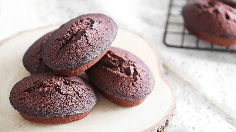 Rich and Moist Chocolate Financier Thumbnail