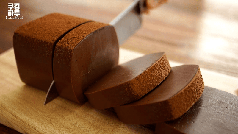 탱탱 부들부들!! 우유와 초콜릿이 있다면!! 초간단 초콜릿 푸딩 케이크! Thumbnail