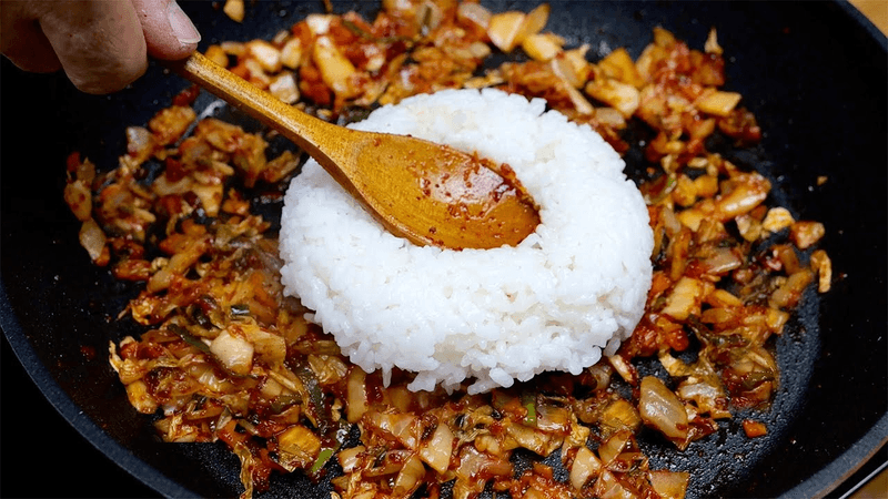 역대급 김치볶음밥 Thumbnail