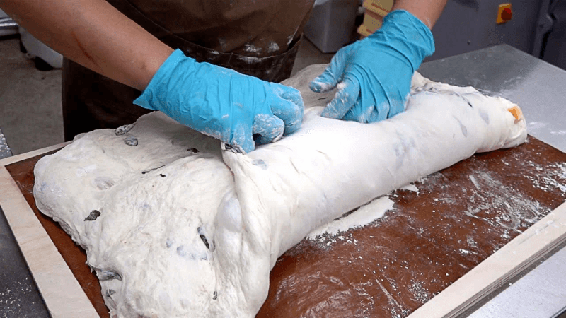 반죽이 예술입니다! 치아바타 맛집의 쫄깃담백 치아바타 만드는 과정 Thumbnail