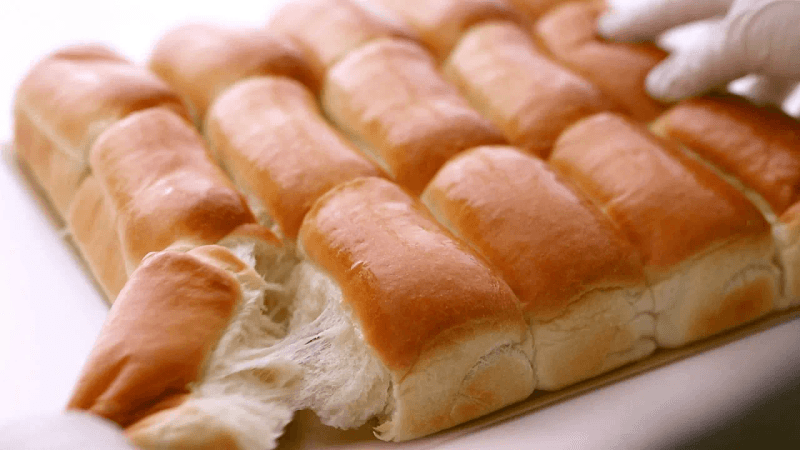 극강의 부드러움과 쫄깃함이 공존하는 감자빵 만들기 Thumbnail