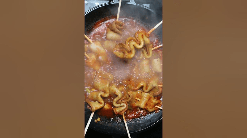 한번 먹으면 중독되는 빨간 어묵 Thumbnail