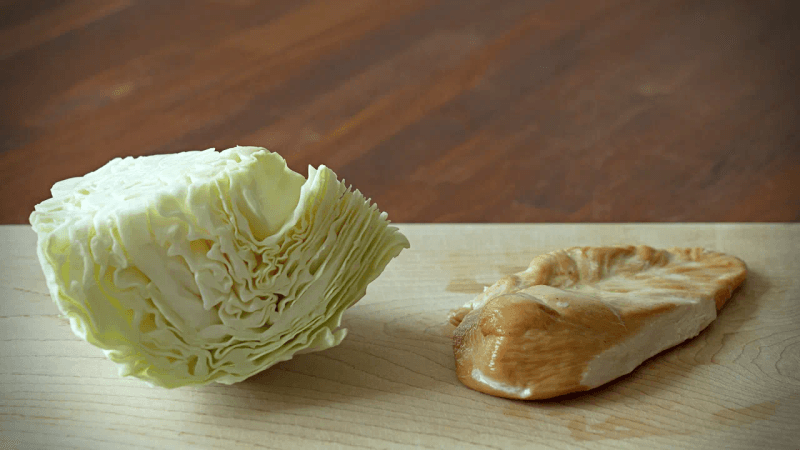 양배추와 닭가슴살로 만들었는데 너무 맛있어서 거의 매일 먹어요. Thumbnail