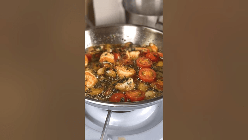 마늘 20개로 만드는 새우 오일파스타 Thumbnail