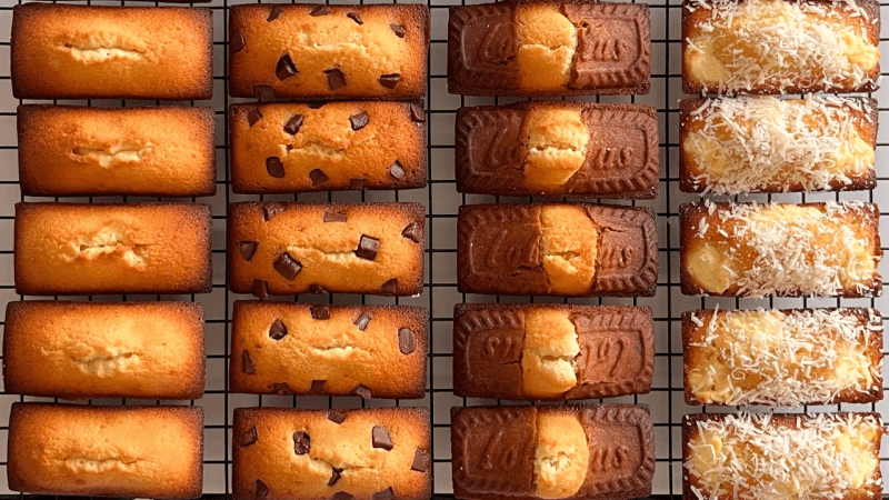 한가지 반죽으로 4가지 맛 휘낭시에 만들기 (로투스.초코칩.크림치즈.기본) Thumbnail