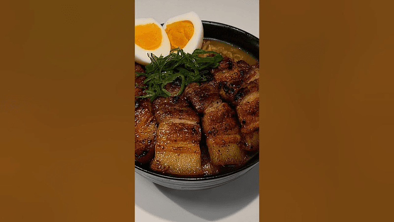 역대급으로 맛있는 라면 Thumbnail