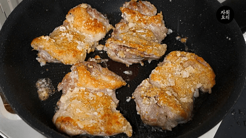 이 방법 알면 치킨 안 시켜 먹습니다. Thumbnail