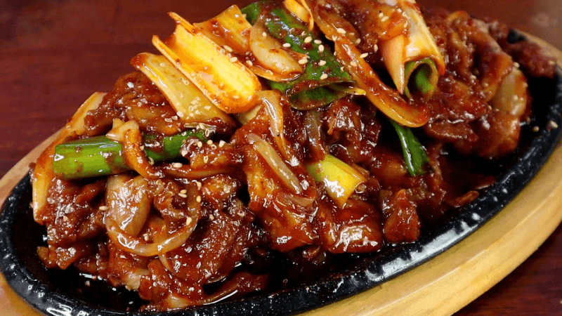 주말, 대박집 제육볶음 황금레시피로 밥한공기 뚝딱 Thumbnail