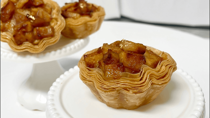 극강의 바삭함, 예술적인 결 꿀팁! 진짜 맛있는 애플파이 플랑 레시피 Thumbnail