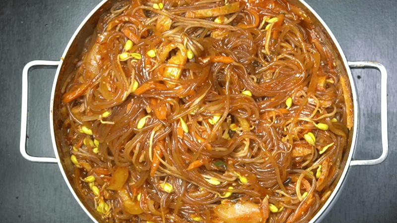 빨간 잡채 Thumbnail