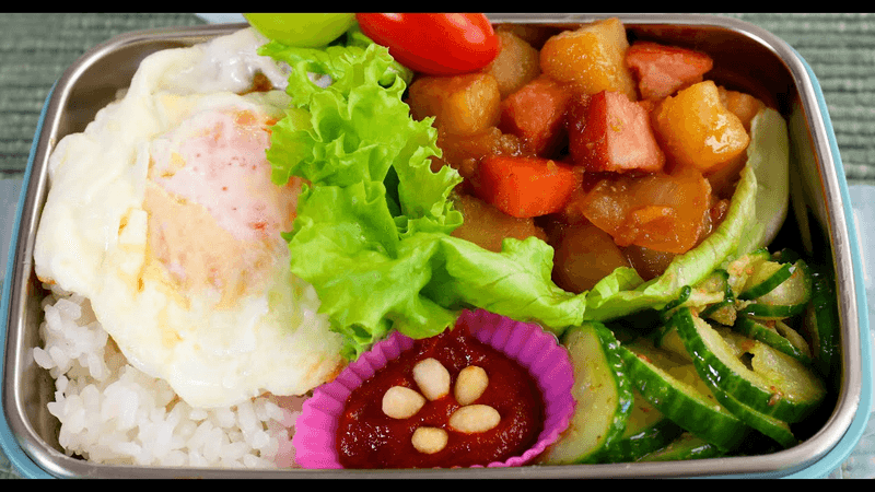 Stir-fried potato and ham (Gamja-haem-bokkeum dosirak) Thumbnail