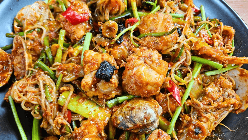 물 넣지 마세요! 사먹는 것보다 훨씬 맛있는 아구찜 집에서 만드는 법 Thumbnail