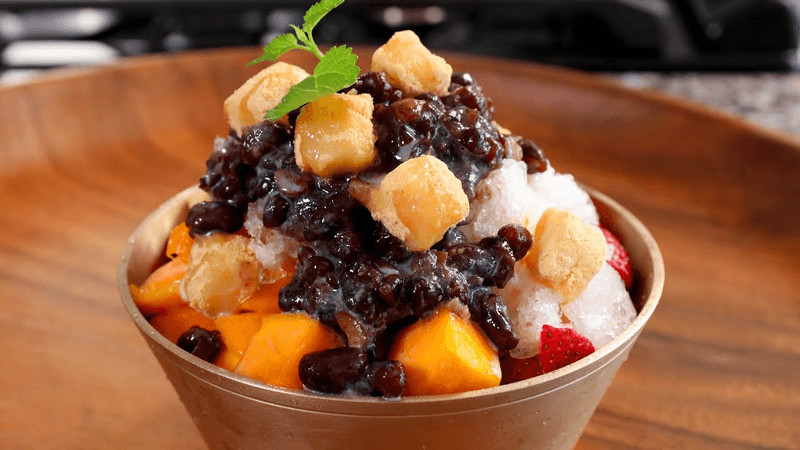 Korean Shaved Ice (Patbingsu: 팥빙수) Thumbnail